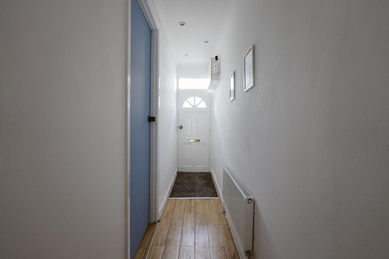 Great Rooms In Stepney Green Station - 12 London Exterior photo